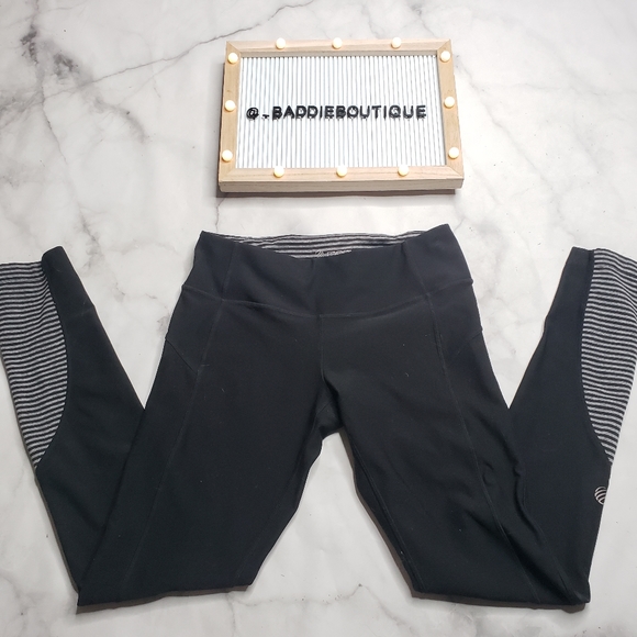 MPG Pants - MPG black leggings with stripe panel detail